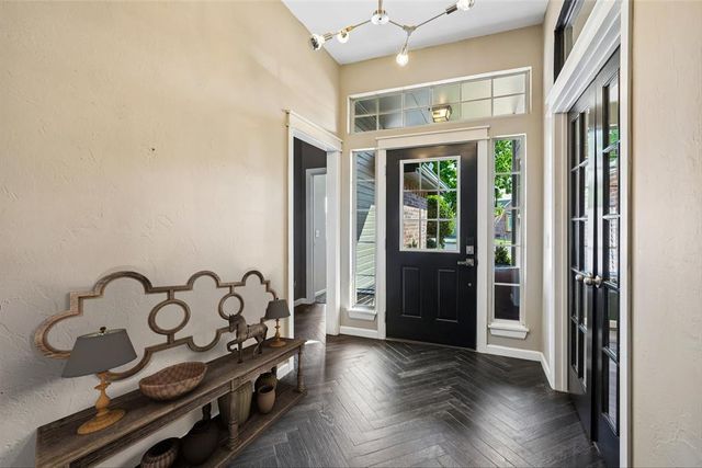 2617 Prescott Avenue, Edmond, OK 73013