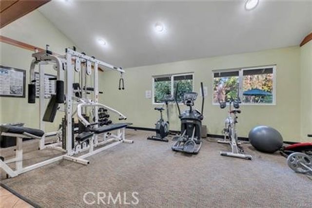 7150 Carlson Circle 24, Canoga Park, CA 91303