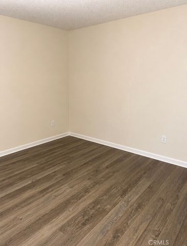 7150 Carlson Circle 24, Canoga Park, CA 91303