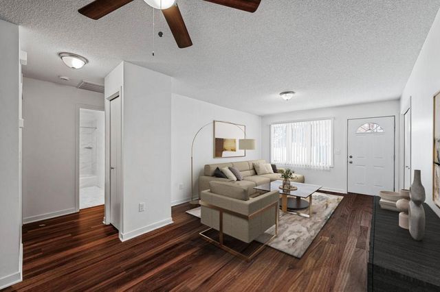 8526 S Maplebrook Circle, Brooklyn Park, MN 55445