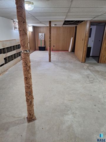 220 N Idaho St Street, Salem, SD 57058