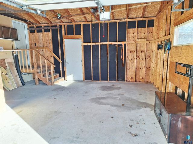 220 N Idaho St Street, Salem, SD 57058