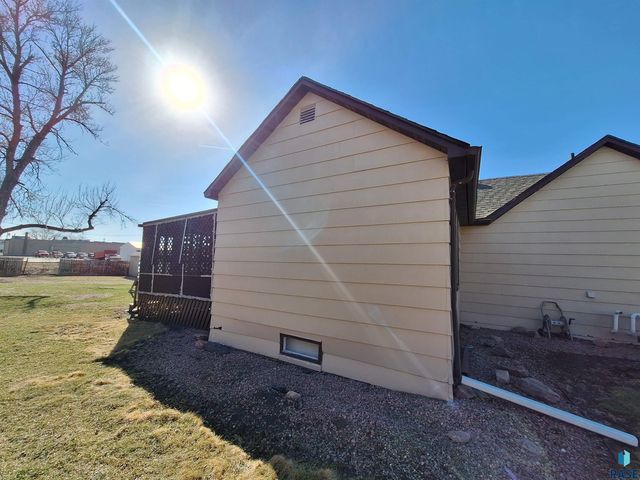 220 N Idaho St Street, Salem, SD 57058