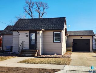 220 N Idaho St Street, Salem, SD 57058