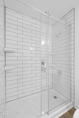 9320 Longhorn Ct, Louisville, KY 40118