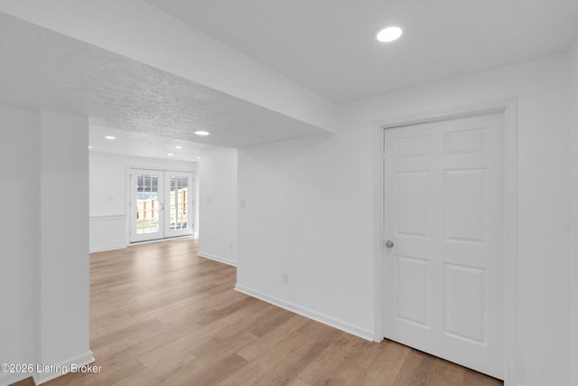 9320 Longhorn Ct, Louisville, KY 40118