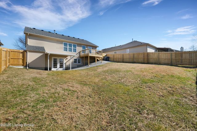 9320 Longhorn Ct, Louisville, KY 40118