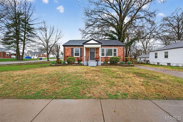 4033 Ashby Road, St Louis, MO 63074