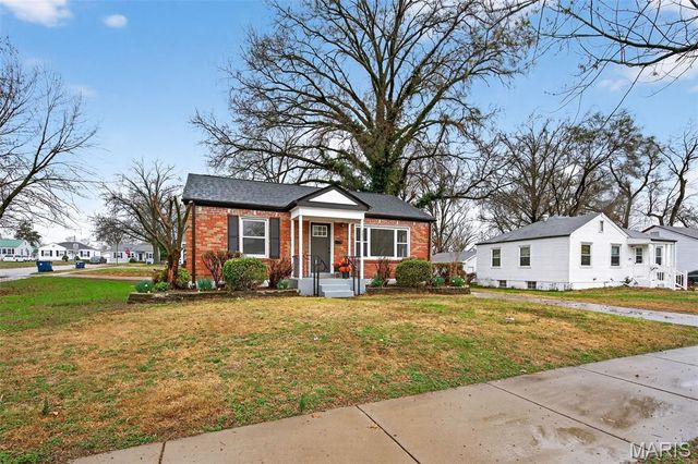 4033 Ashby Road, St Louis, MO 63074