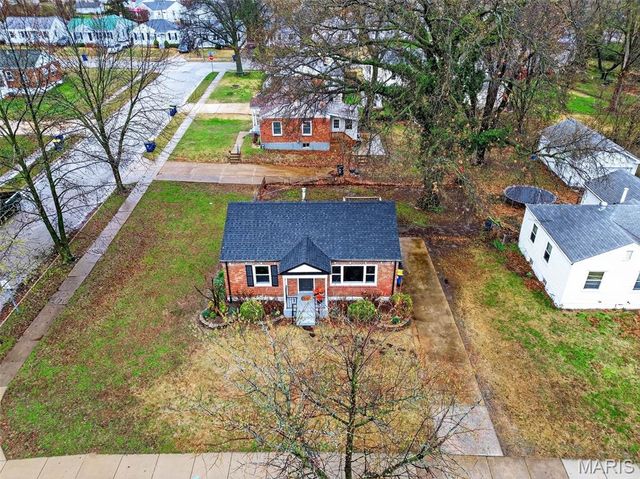 4033 Ashby Road, St Louis, MO 63074