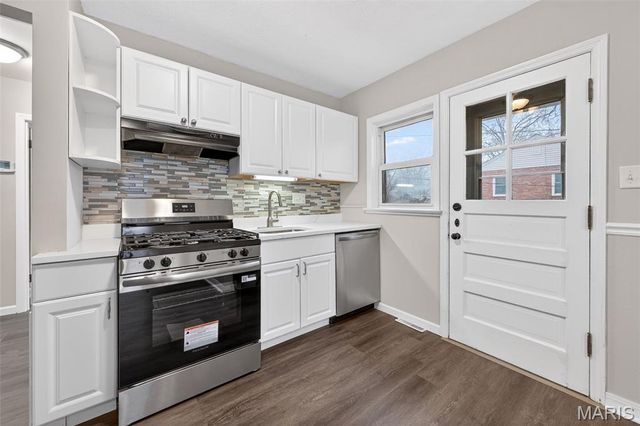 4033 Ashby Road, St Louis, MO 63074