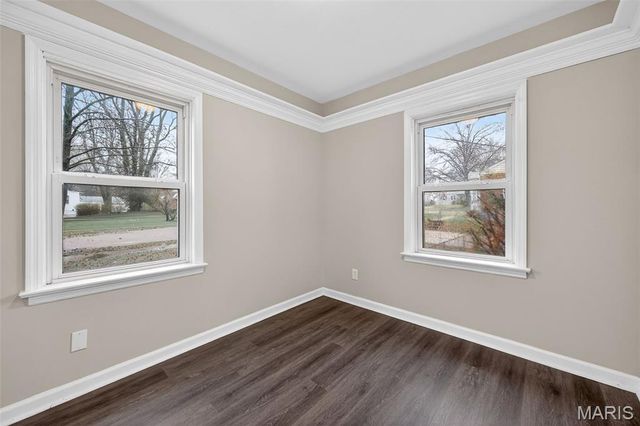 4033 Ashby Road, St Louis, MO 63074