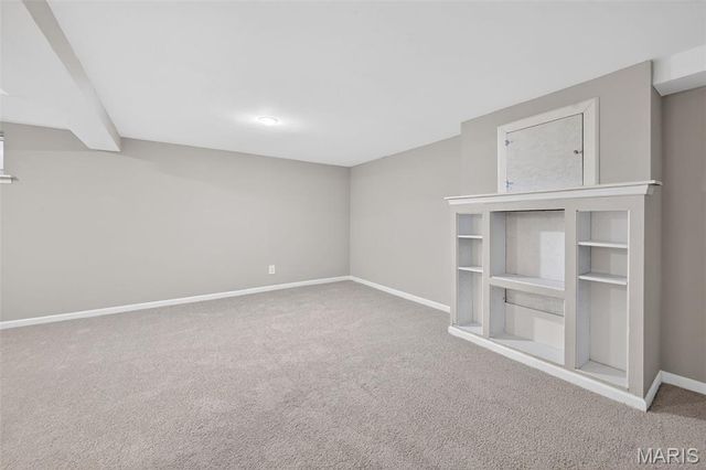 4033 Ashby Road, St Louis, MO 63074