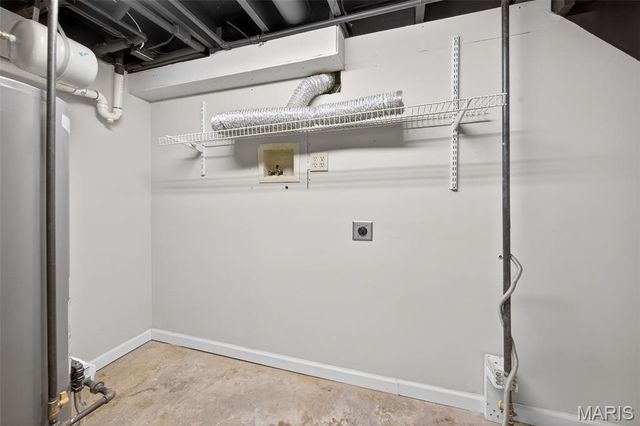 4033 Ashby Road, St Louis, MO 63074