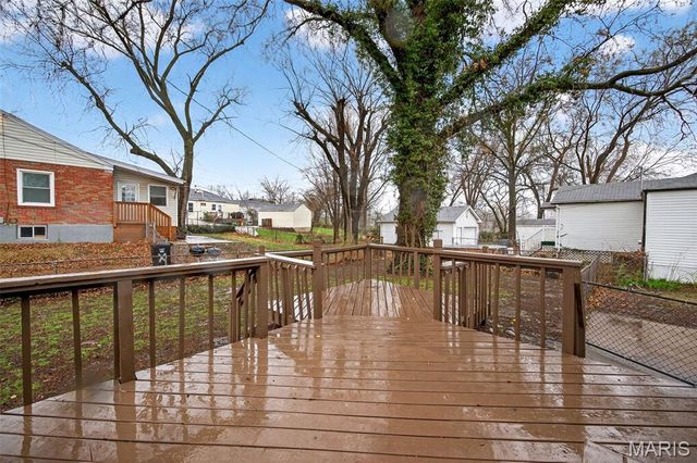 4033 Ashby Road, St Louis, MO 63074