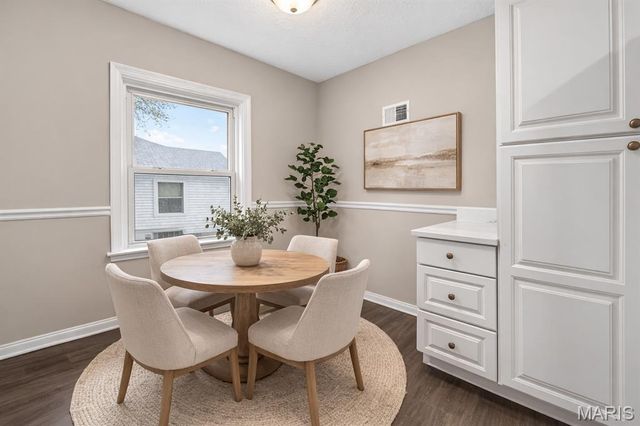 4033 Ashby Road, St Louis, MO 63074