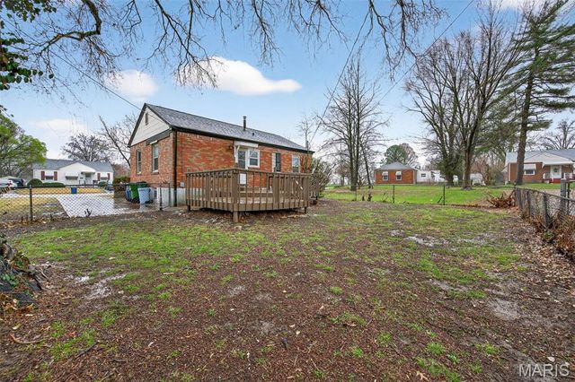 4033 Ashby Road, St Louis, MO 63074