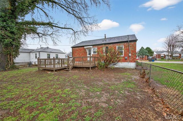 4033 Ashby Road, St Louis, MO 63074