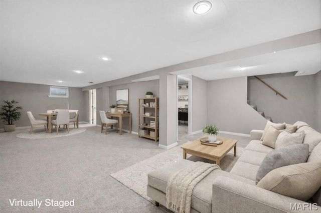 4033 Ashby Road, St Louis, MO 63074