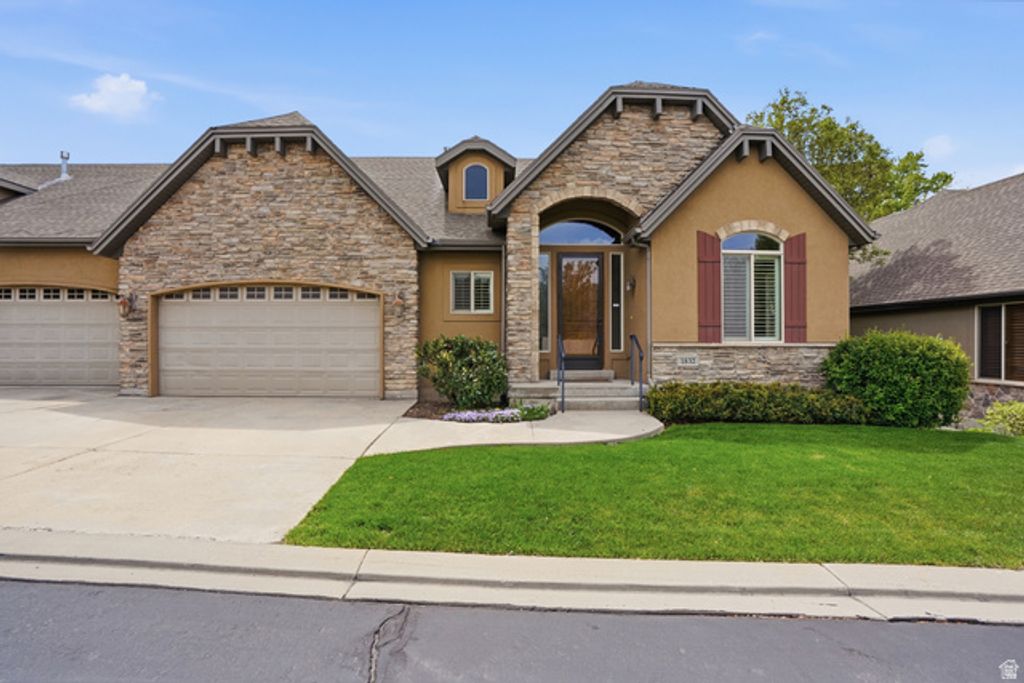 1832 E PEYTON CT, Holladay, UT 84117