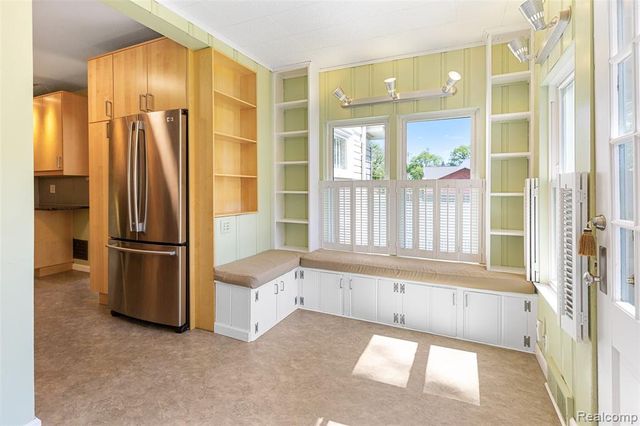 192 E Lincoln Street, Birmingham, MI 48009