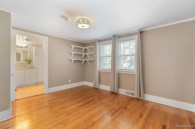 192 E Lincoln Street, Birmingham, MI 48009