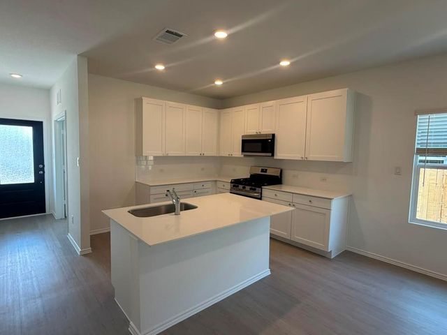 17808 Indigo Bunting LN, Pflugerville, TX 78660