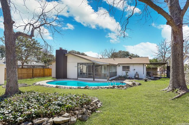 1015 Cerro Alto, San Antonio, TX 78213