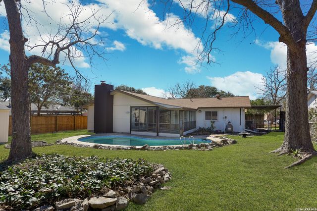 1015 Cerro Alto, San Antonio, TX 78213