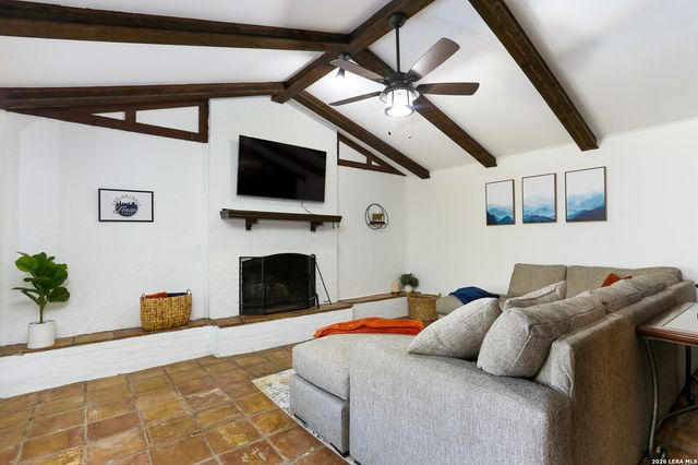 1015 Cerro Alto, San Antonio, TX 78213