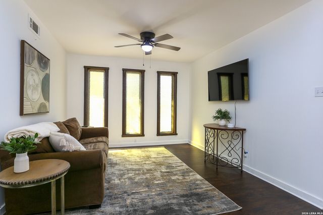 1015 Cerro Alto, San Antonio, TX 78213
