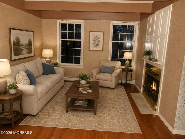 852 Glenwood Circle, Toms River, NJ 08753