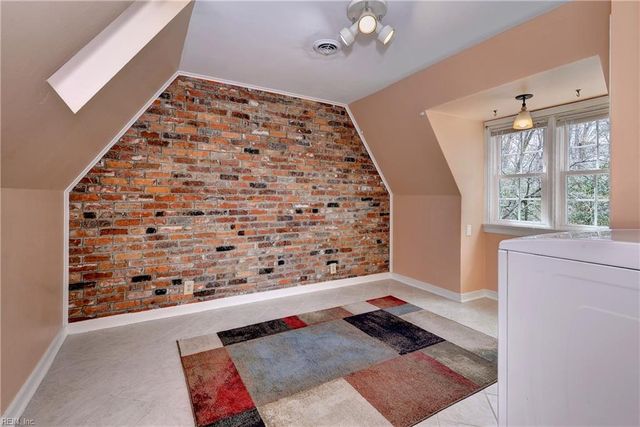 132 Little John RD, Williamsburg, VA 23185