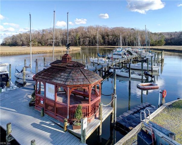 132 Little John RD, Williamsburg, VA 23185