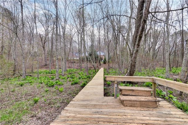 132 Little John RD, Williamsburg, VA 23185