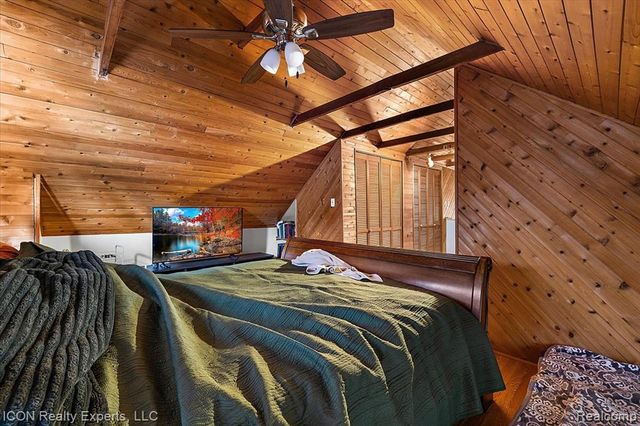 176 Chippewa Road, Pontiac, MI 48341