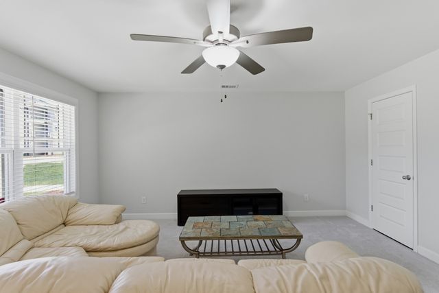 624 Parkvue Place Dr, Nashville, TN 37221