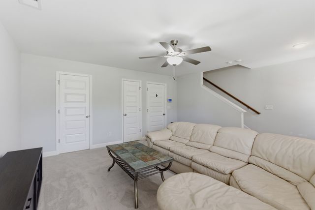 624 Parkvue Place Dr, Nashville, TN 37221