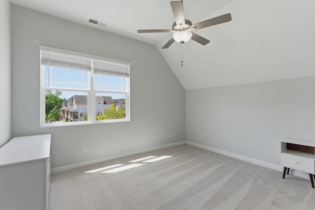624 Parkvue Place Dr, Nashville, TN 37221