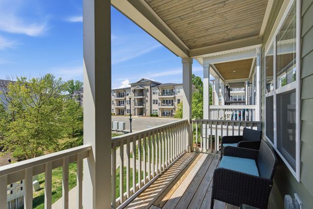 624 Parkvue Place Dr, Nashville, TN 37221