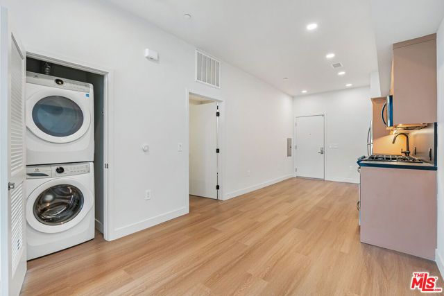 10601 Washington Boulevard 215, Culver City, CA 90232