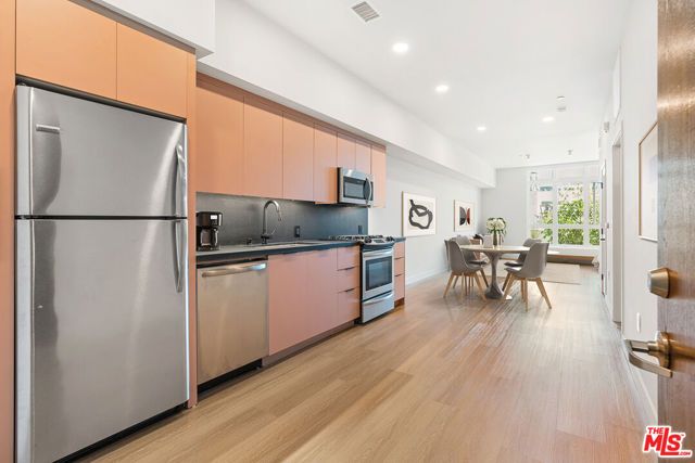 10601 Washington Boulevard 215, Culver City, CA 90232
