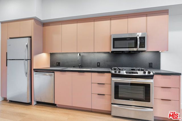 10601 Washington Boulevard 215, Culver City, CA 90232