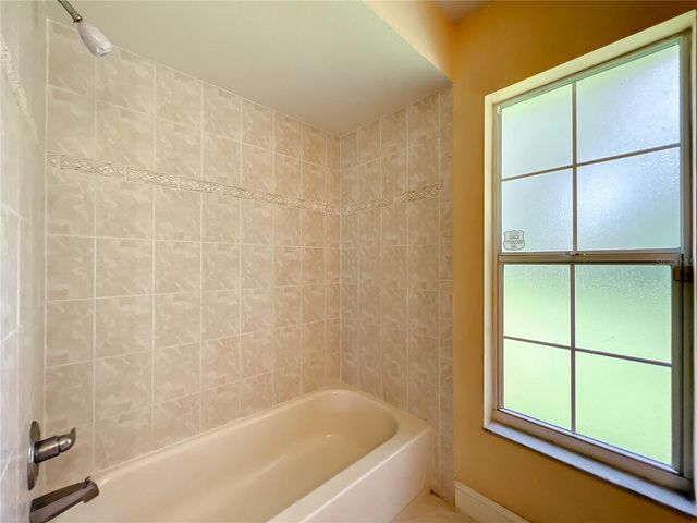 5203 SE 42ND COURT, Ocala, FL 34480