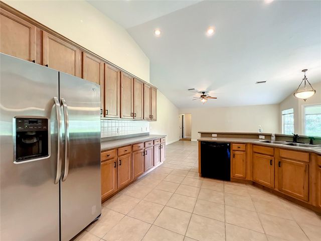 5203 SE 42ND COURT, Ocala, FL 34480