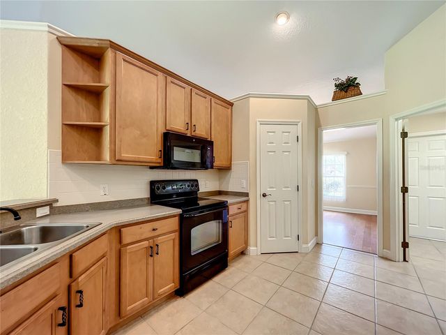 5203 SE 42ND COURT, Ocala, FL 34480