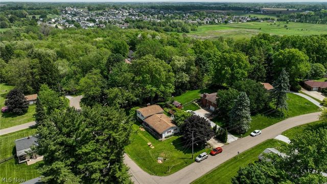 12460 Amber Circle NW, Uniontown, OH 44685