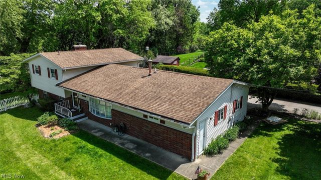 12460 Amber Circle NW, Uniontown, OH 44685