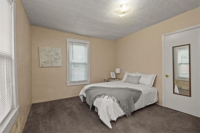 501 W South Avenue, Independence, MO 64050