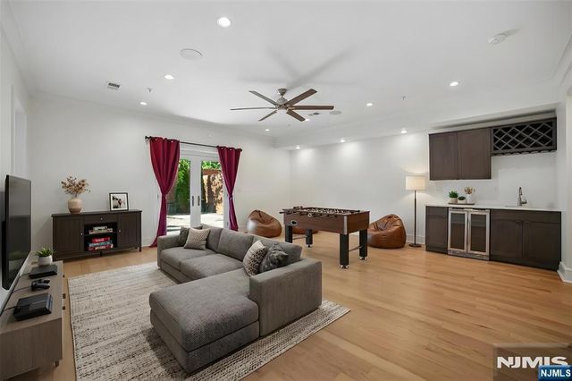 51 Prospect Street 1, Jersey City, NJ 07307